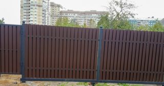 Купить распашные ворота из штакетника Карабулак, цена от 2753 руб.